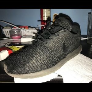 Nike Flyknit Roshe Runs